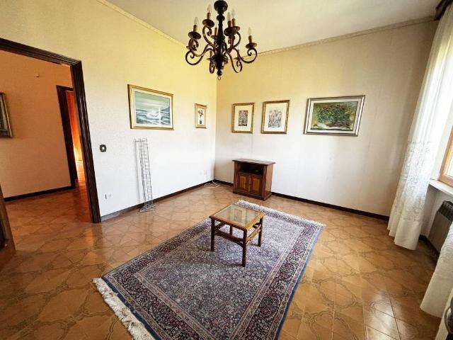 Villa Indipendente in vendita a Marche, Ancona