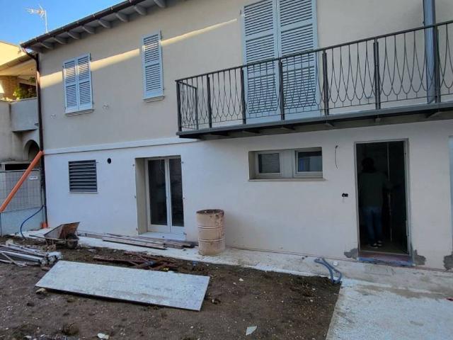Villa Indipendente in vendita a Rione Porto, Marche