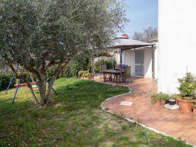Villa Indipendente in vendita a Marche, Ancona