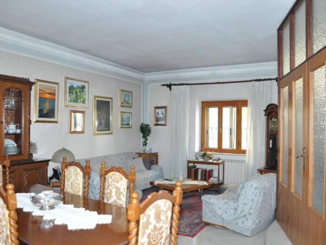 Villa Indipendente in vendita a Senise, Basilicata