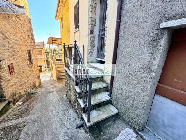 Villa Indipendente in vendita a La Cappella, Seravezza