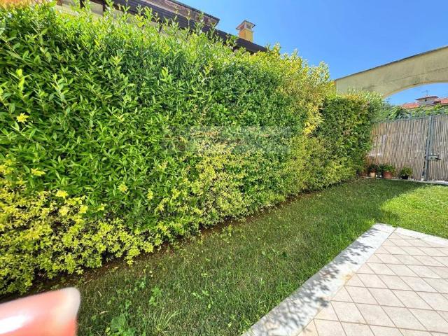 Villa Indipendente in vendita a Pozzi, Seravezza