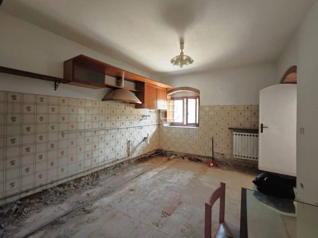 Villa Indipendente in vendita a Pozzi, Seravezza