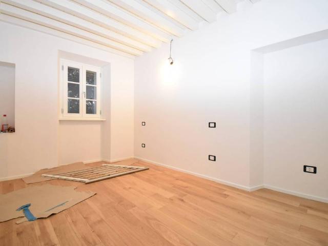 Villa Indipendente in vendita a Pozzi, Seravezza