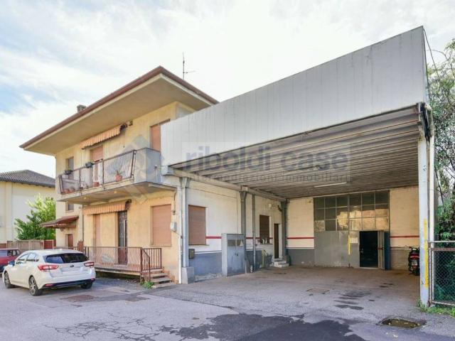 Villa Indipendente in vendita a San Carlo, Seregno