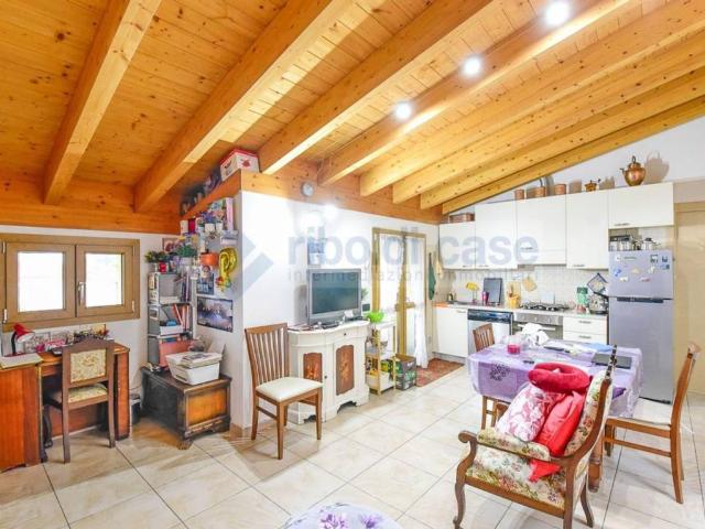 Villa Indipendente in vendita a Santa Valeria, Seregno