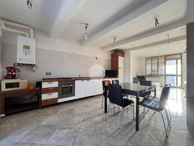Villa Indipendente in vendita a Sergnano, Lombardia