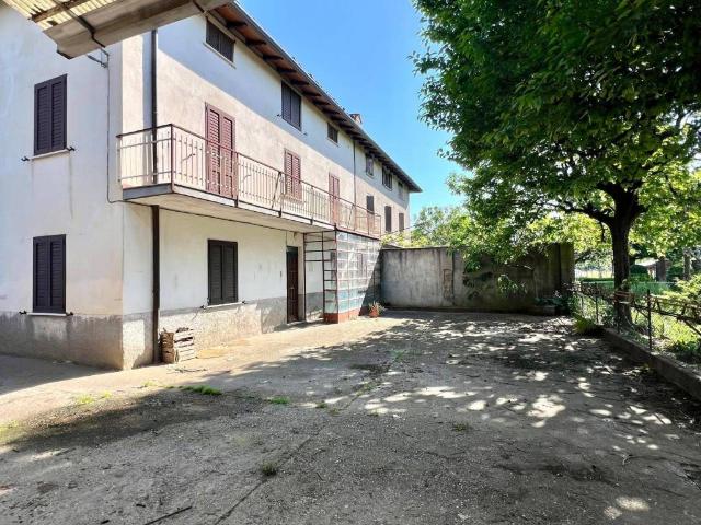Villa Indipendente in vendita a Seriate, Lombardia