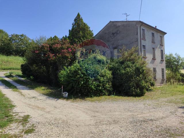 Villa Indipendente in vendita a Sermide e Felonica, Sermide