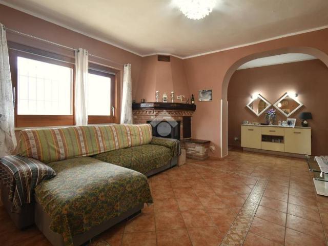 Villa Indipendente in vendita a Sermoneta, Lazio