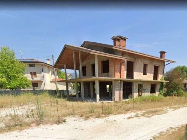 Villa Indipendente in vendita a Sernaglia Della Battaglia, Veneto