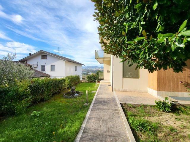 Villa Indipendente in vendita a Marche, Ancona