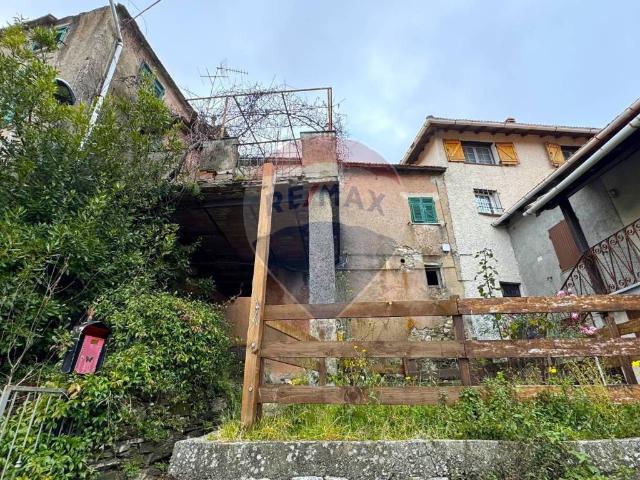 Villa Indipendente in vendita a Serra Riccò, Costa Fontana