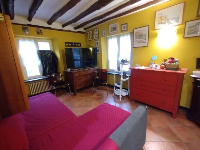 Villa Indipendente in vendita a Serra Riccò, Liguria