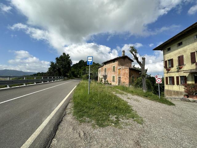 Villa Indipendente in vendita a Unione dei comuni del Frignano, Serramazzoni