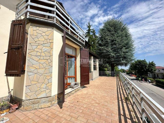 Villa Indipendente in vendita a Unione dei comuni del Frignano, Serramazzoni