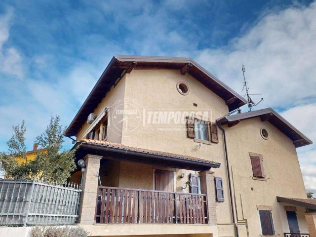 Villa Indipendente in vendita a Unione dei comuni del Frignano, Serramazzoni
