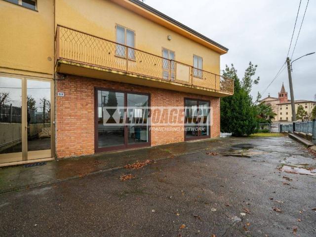 Villa Indipendente in vendita a Unione dei comuni del Frignano, Serramazzoni