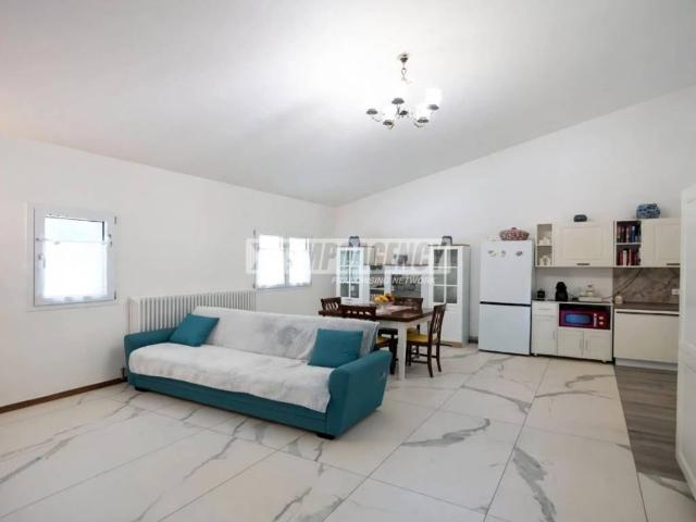 Villa Indipendente in vendita a Ligorzano, Serramazzoni