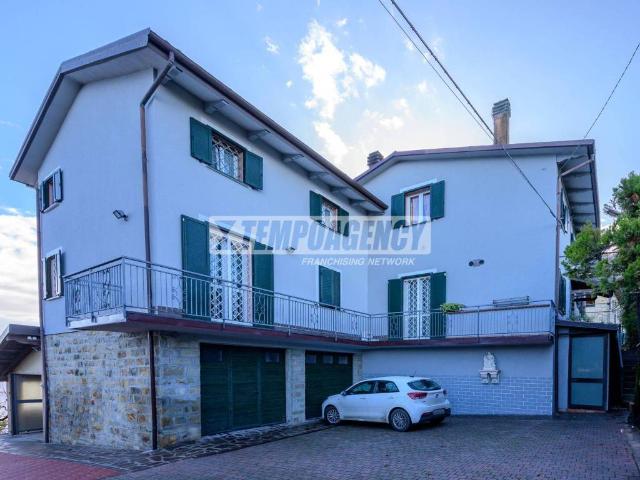 Villa Indipendente in vendita a Unione dei comuni del Frignano, Serramazzoni