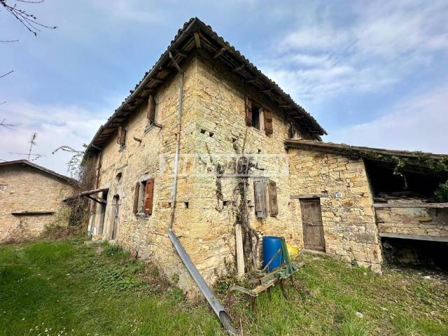 Villa Indipendente in vendita a Unione dei comuni del Frignano, Serramazzoni