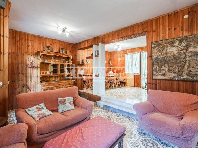 Villa Indipendente in vendita a Unione dei comuni del Frignano, Serramazzoni