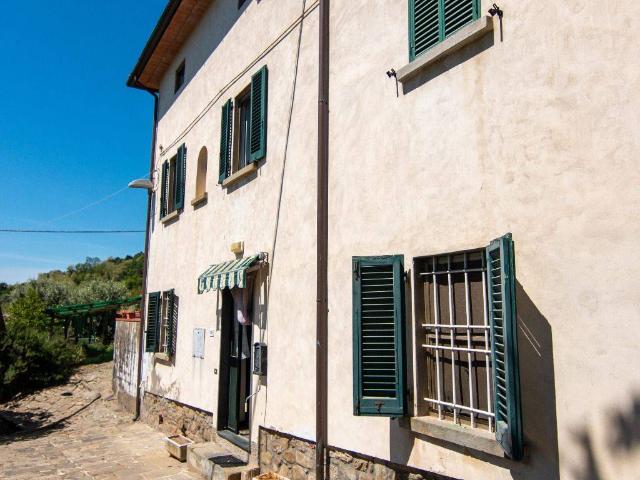 Villa Indipendente in vendita a Castellina, Serravalle Pistoiese