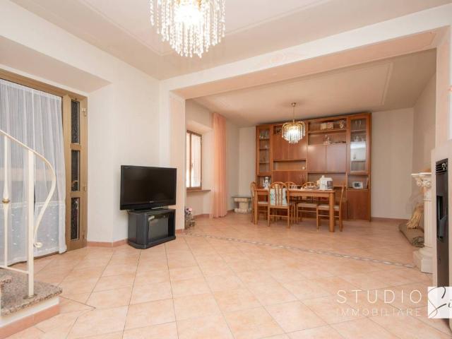 Villa Indipendente in vendita a Serravalle Pistoiese, Toscana