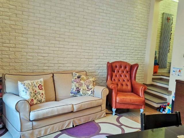 Villa Indipendente in vendita a Serravalle Pistoiese, Pistoia