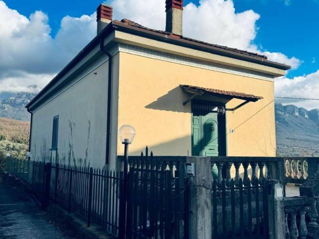 Villa Indipendente in vendita a Serre, Campania