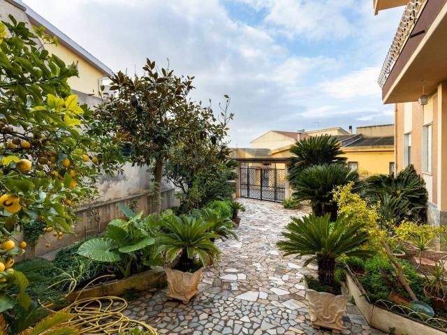 Villa Indipendente in vendita a Serrenti, Sardigna/Sardegna
