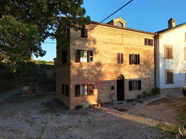 Villa Indipendente in vendita a Marche, Fermo