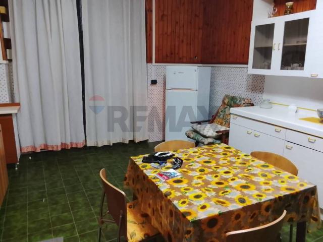 Villa Indipendente in vendita a Sessa Aurunca, Campania