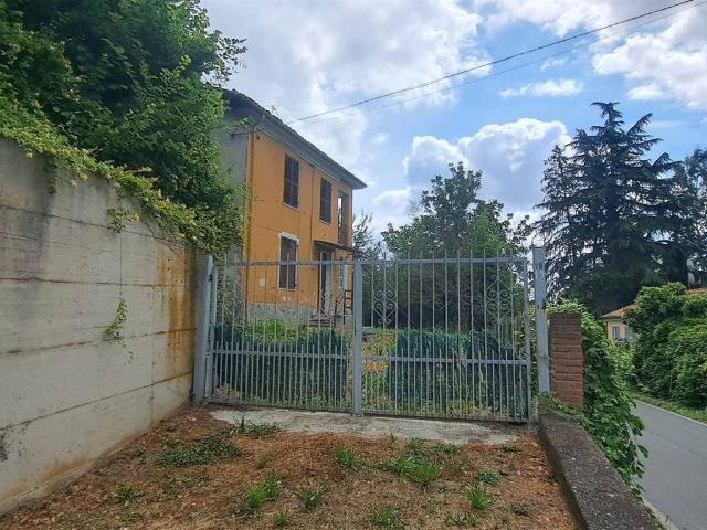 Villa Indipendente in vendita a Piemonte, Asti