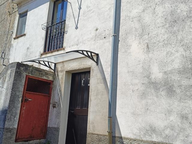 Villa Indipendente in vendita a Sessano Del Molise, Molise