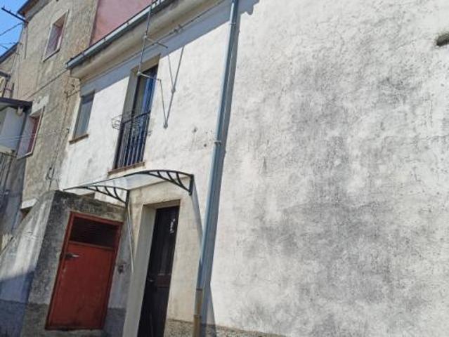 Appartamento in vendita a Sessano Del Molise, Molise