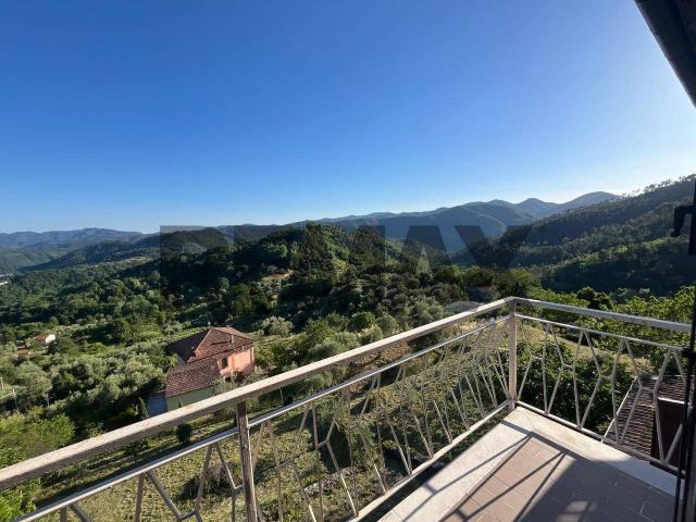 Villa Indipendente in vendita a Groppo, Sesta Godano