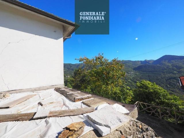 Villa Indipendente in vendita a Sesta Godano, Liguria