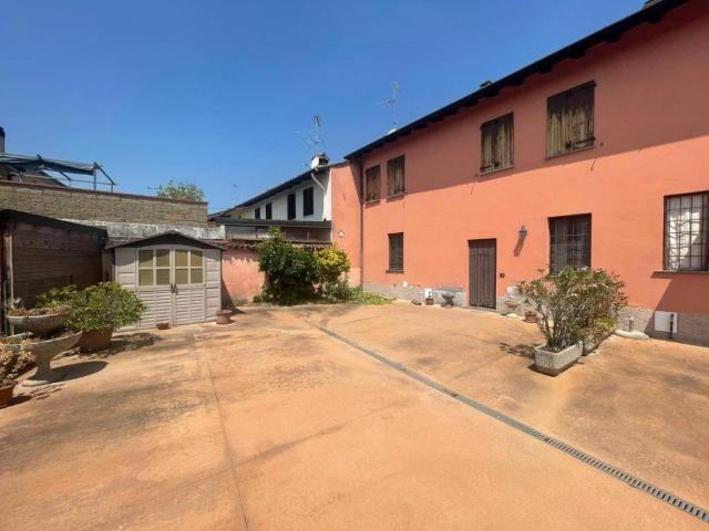 Villa Indipendente in vendita a Sesto Ed Uniti, Lombardia