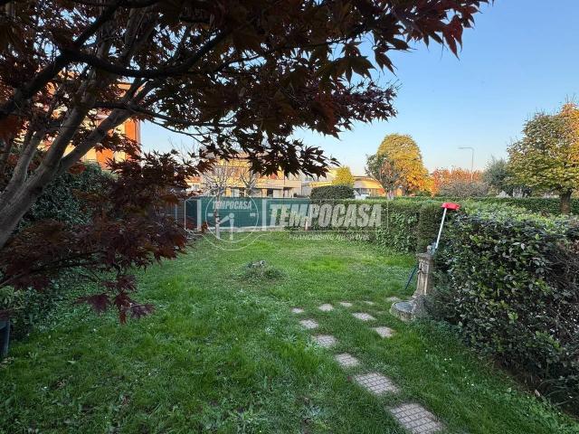 Villa Indipendente in vendita a Seveso, Lombardia
