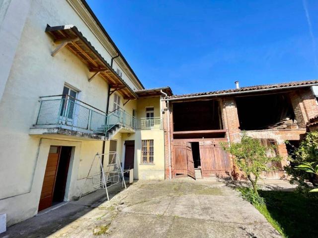Villa Indipendente in vendita a Piemonte, Alessandria