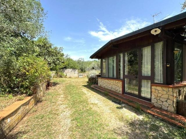 Villa Indipendente in vendita a Sezze, Lazio