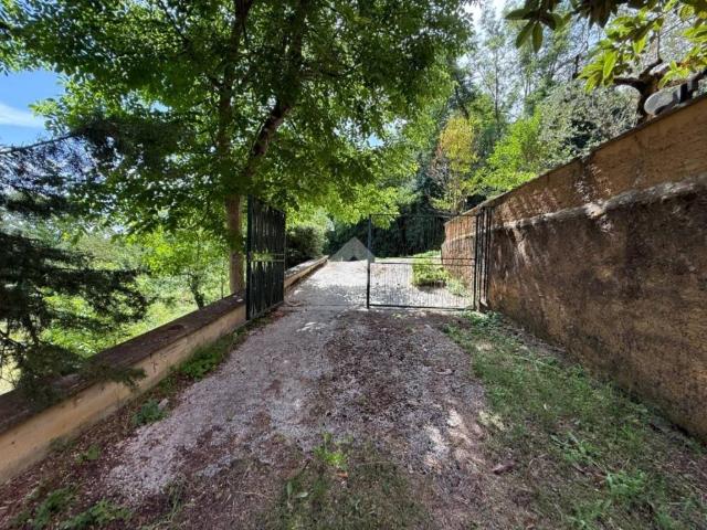 Villa Indipendente in vendita a Sgurgola, Frosinone