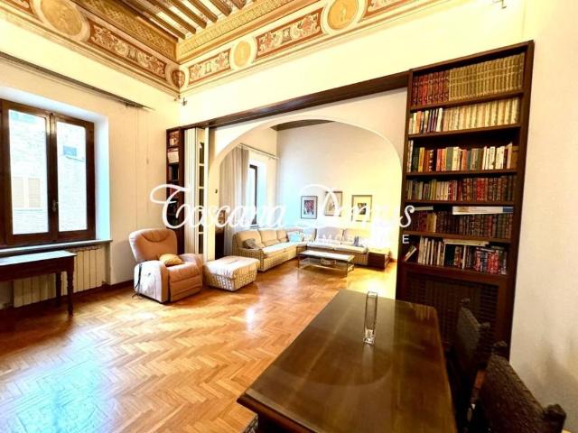 Villa Indipendente in vendita a Contrada della Selva, Siena