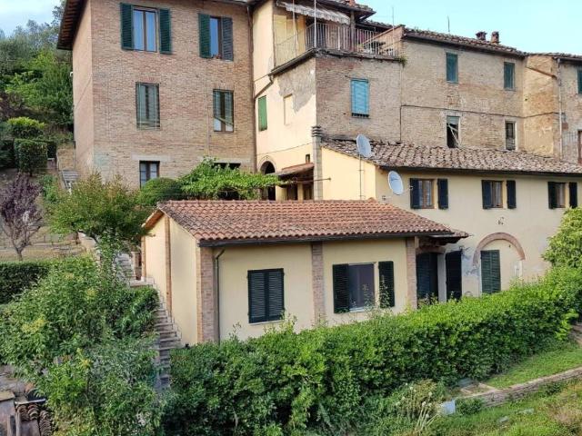 Villa Indipendente in vendita a Scacciapensieri, Siena