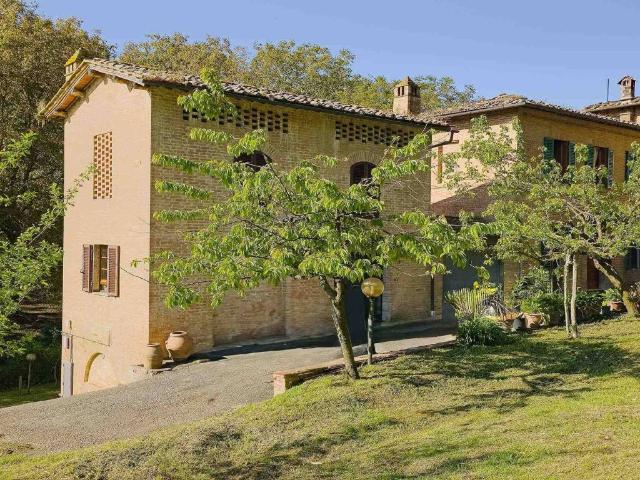 Villa Indipendente in vendita a Costafabbri, Siena