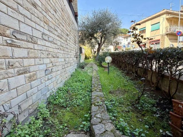 Villa Indipendente in vendita a Signa, Toscana