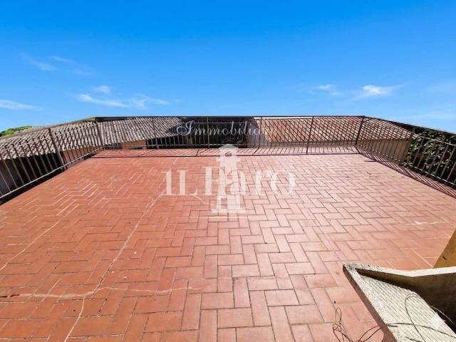 Villa Indipendente in vendita a Signa, Toscana