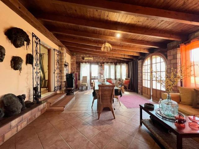 Villa Indipendente in vendita a Siliqua, Casteddu/Cagliari