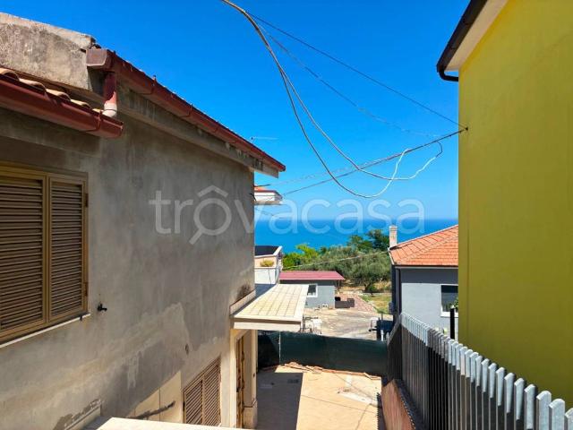 Villa Indipendente in vendita a San Silvestre, Silvi